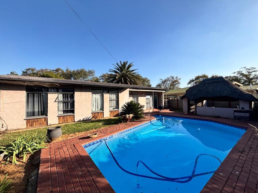 3 Bedroom Property for Sale in Sasolburg Ext 10 Free State